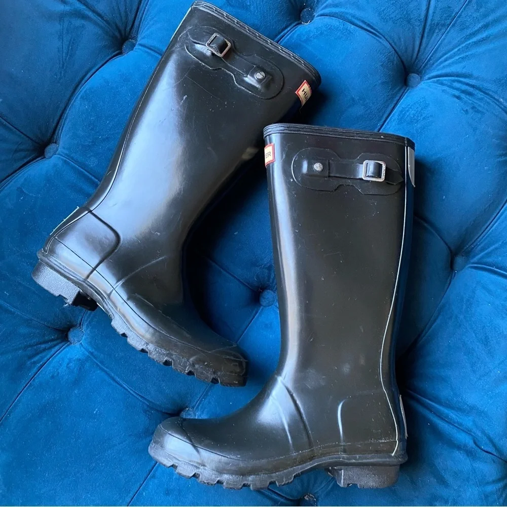HUNTER BLACK TALL RAINBOOTS